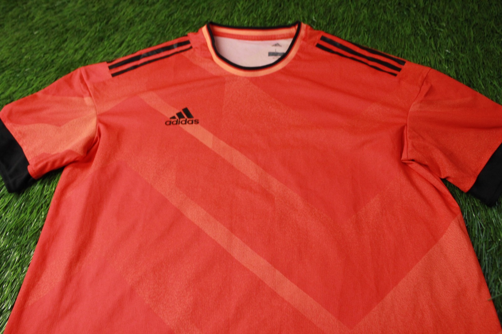 ADIDAS TANGO PERFORMANCE ORIGINAL 2017 FOOTBALL SOCCER SHIRT JERSEY SIZE L gallery