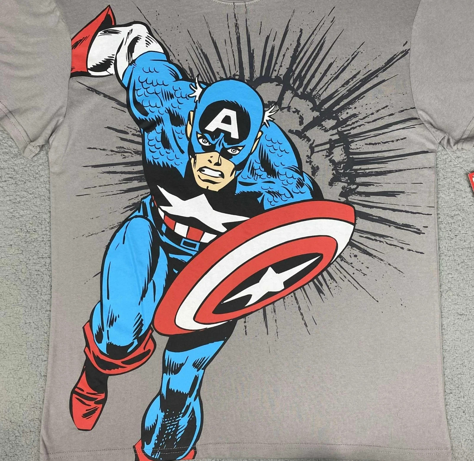 Marvel Captain America T Shirt Men's Size Large New With Tag gallery