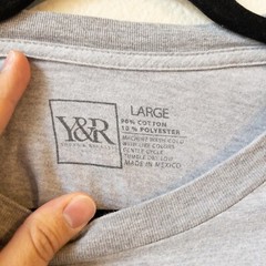 Young & Reckless Gray and White T-Shirt Men’s Scoop Neck Casual Top Size Large