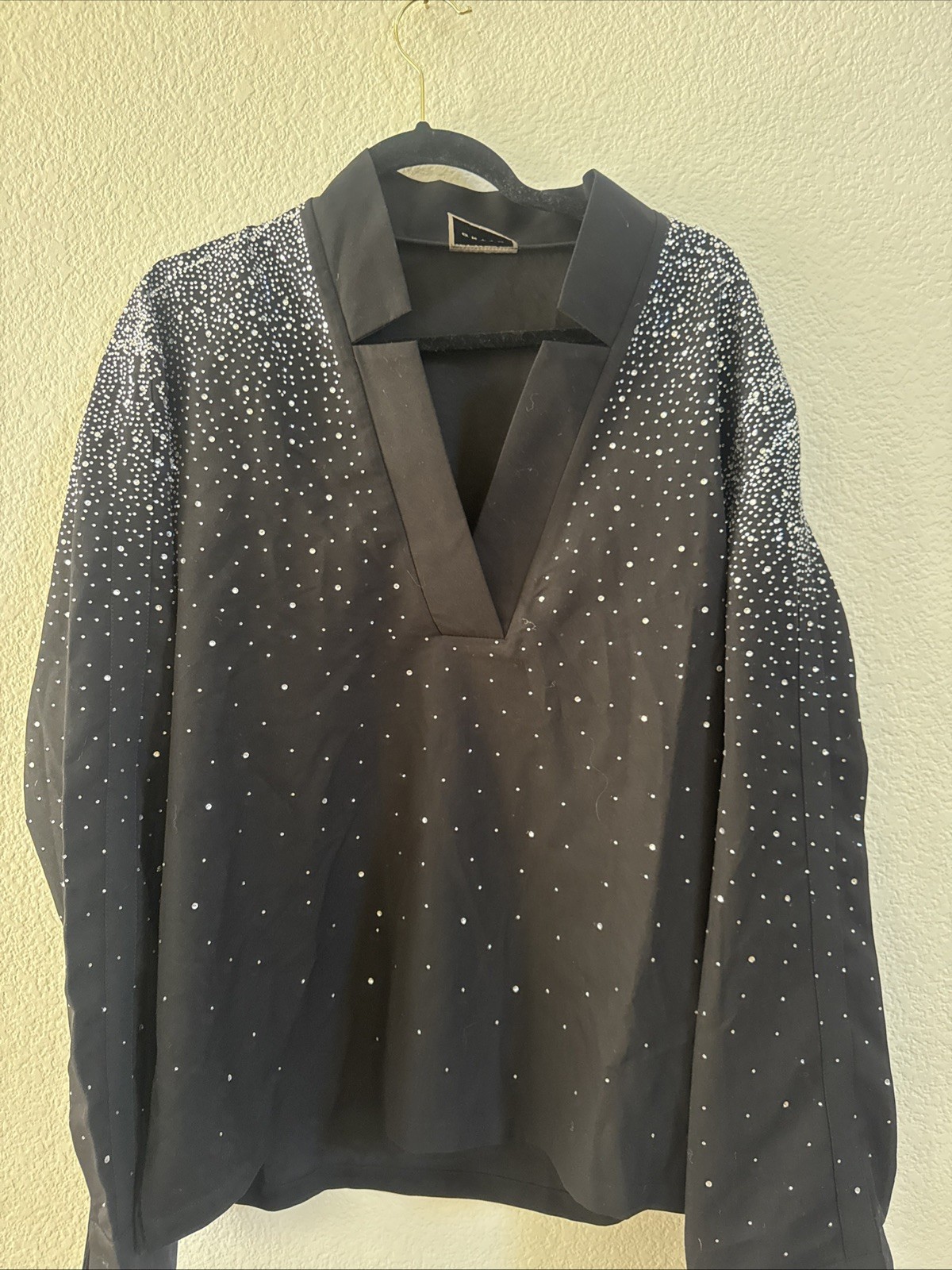 Star neck Diamond shirt black with attached diamonds size L gallery