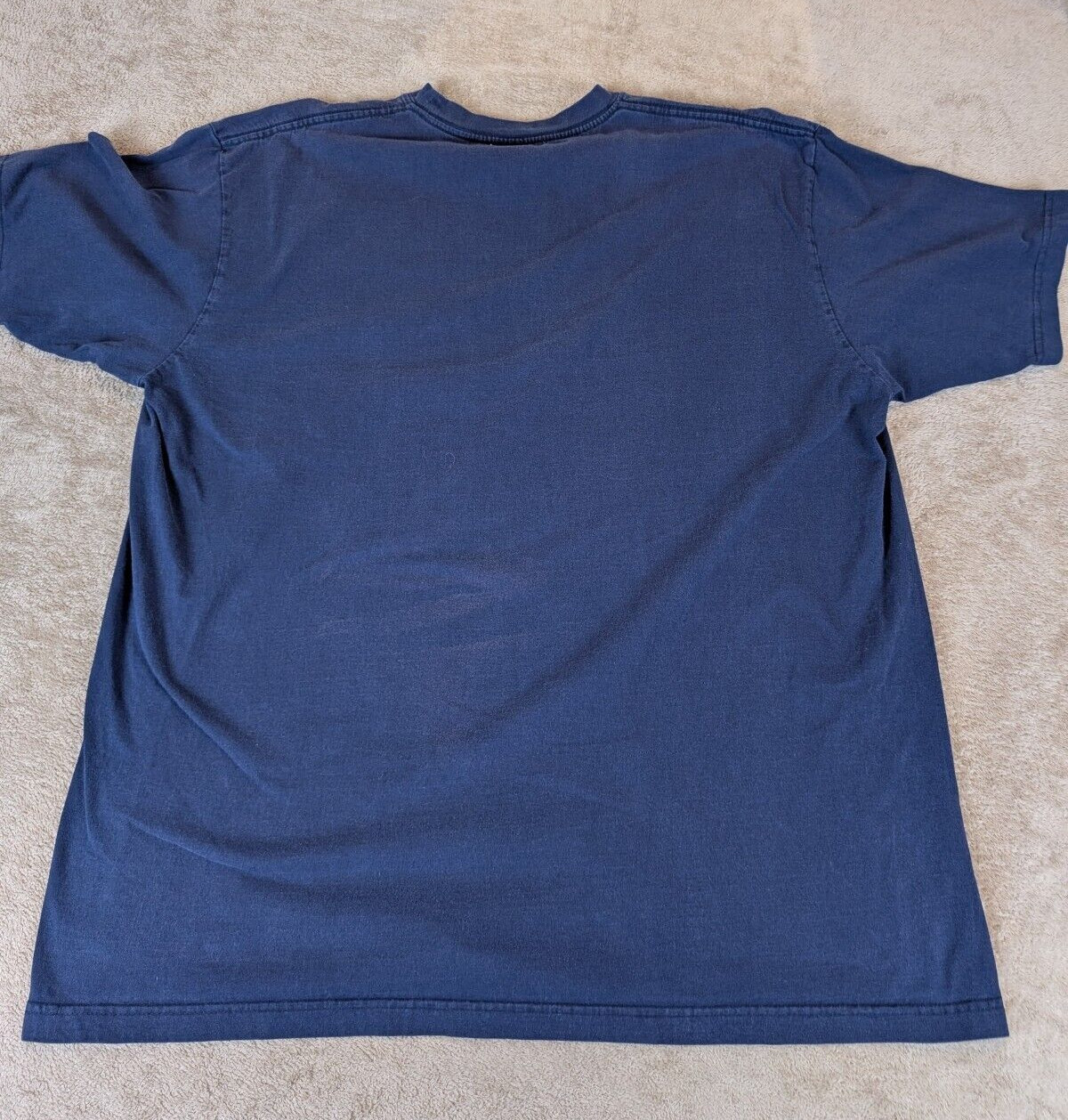 Vtg Alaska Outfitters Wolf Cityscape XXL Men's Navy T-shirt gallery