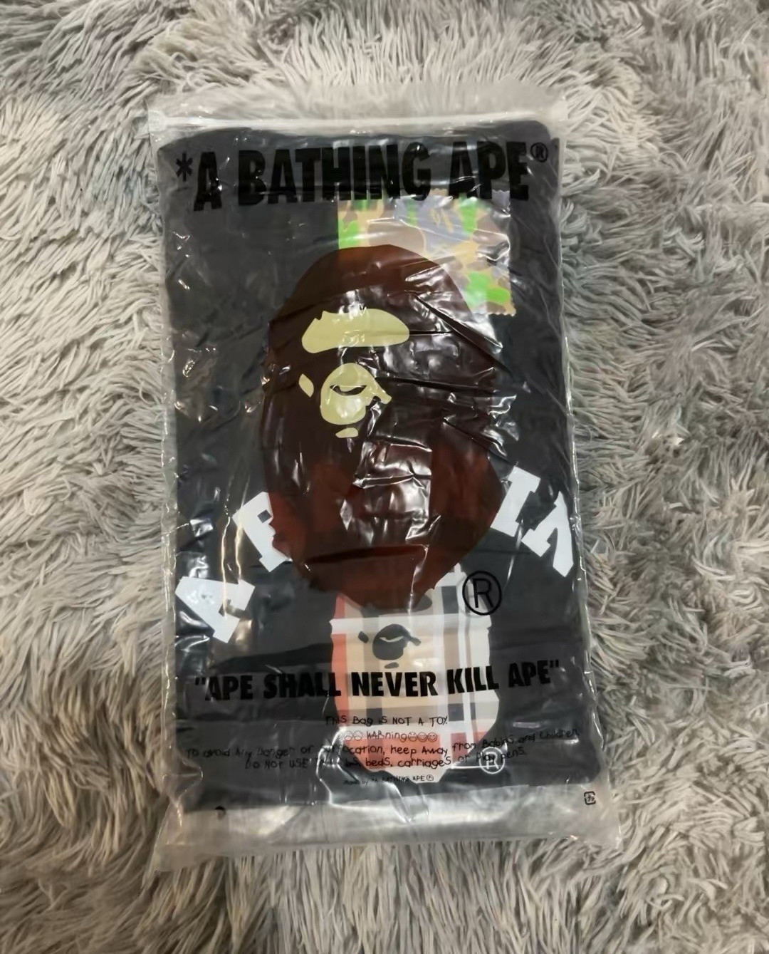 A Bathing Ape BAPE Black Ape Head Logo Graphic Tee Cotton Crew Neck Men's M gallery