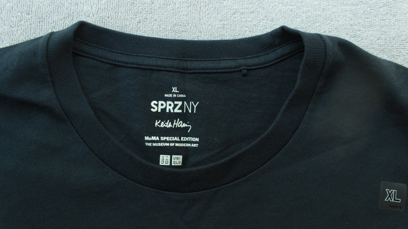 Keith Haring x UNIQLO SPRZ NY / MoMA Special Edition Navy Patch T Shirt - Sz XL gallery