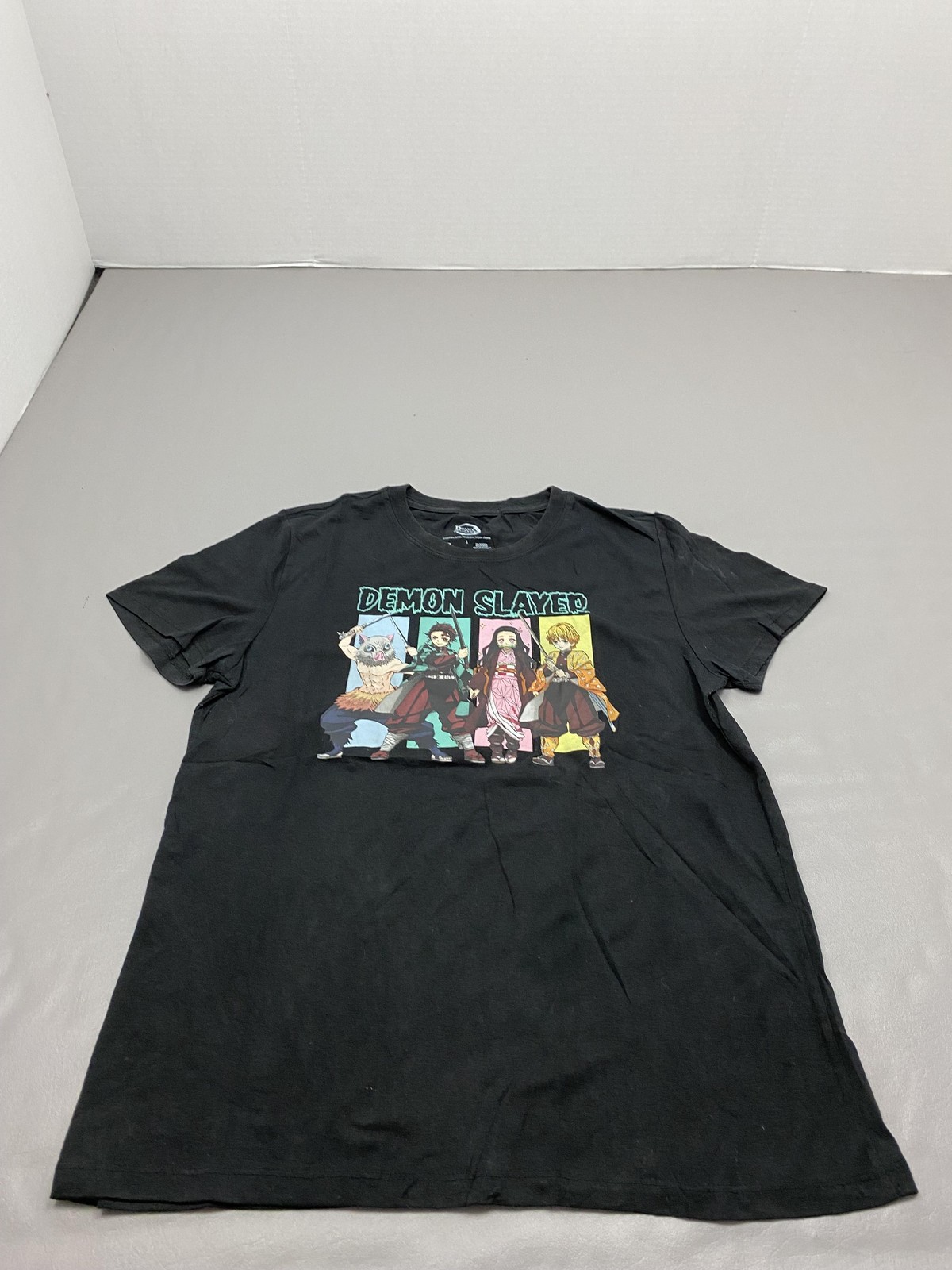 Demon Slayer Shirt Mens Small Black Anime Graphic Crewneck Tagless Tanjiro gallery