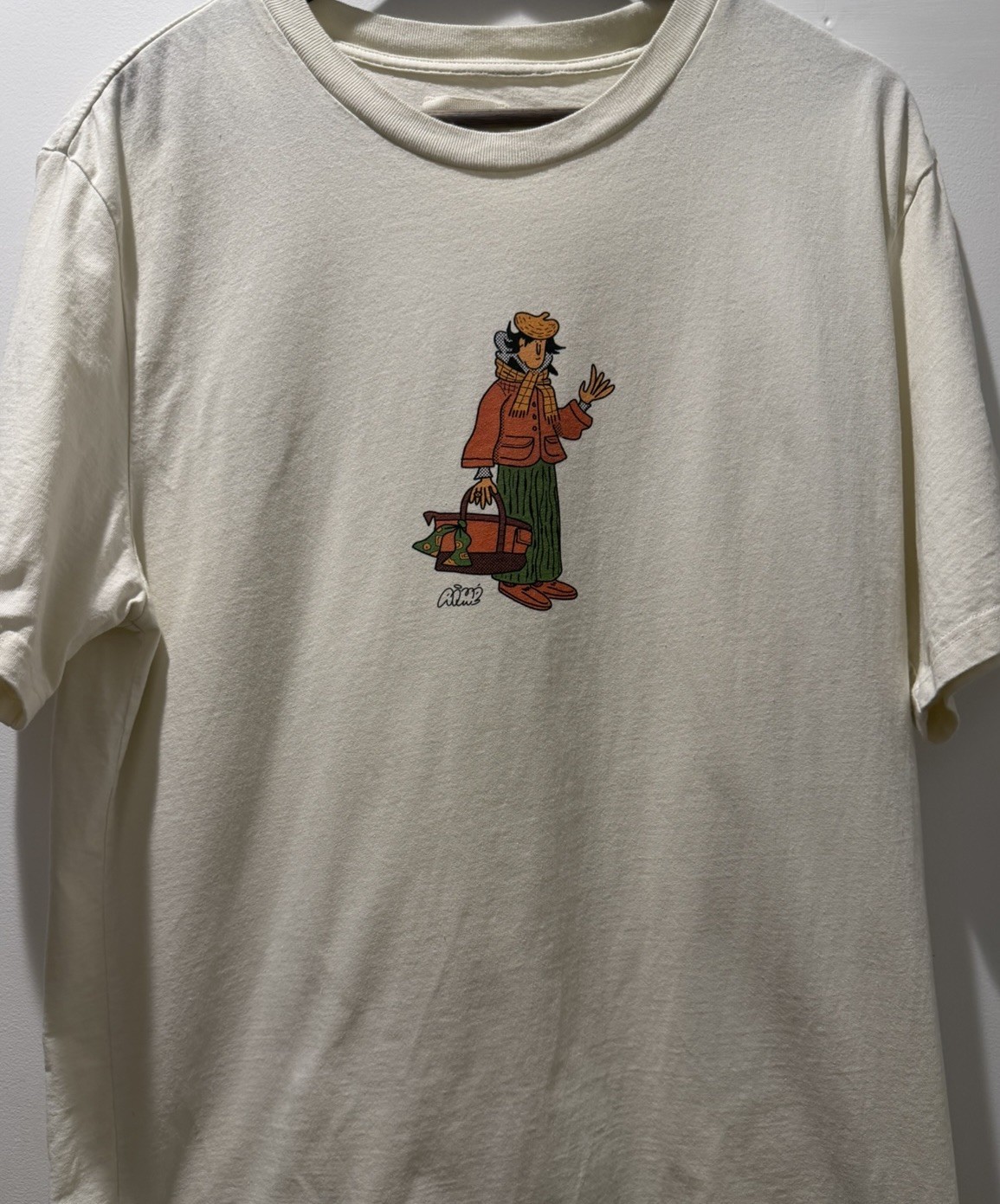 Aime Leon Dore Men’s T-shirt Size LVOLOT CREAM Men with Suitcase Size L Rare