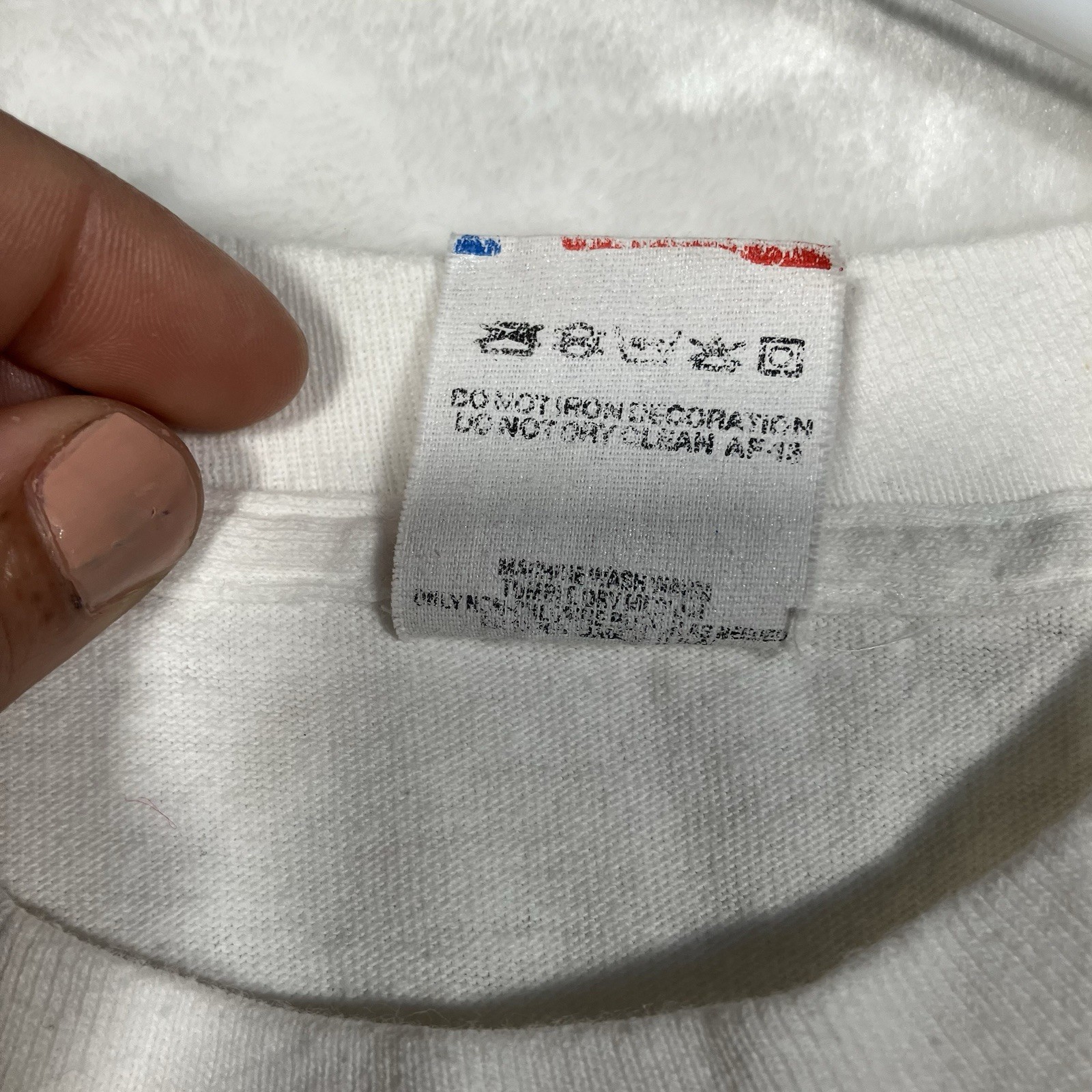 Classic I Love Lucy Vitameatavegamin White Single Stitch Shirt Size M gallery