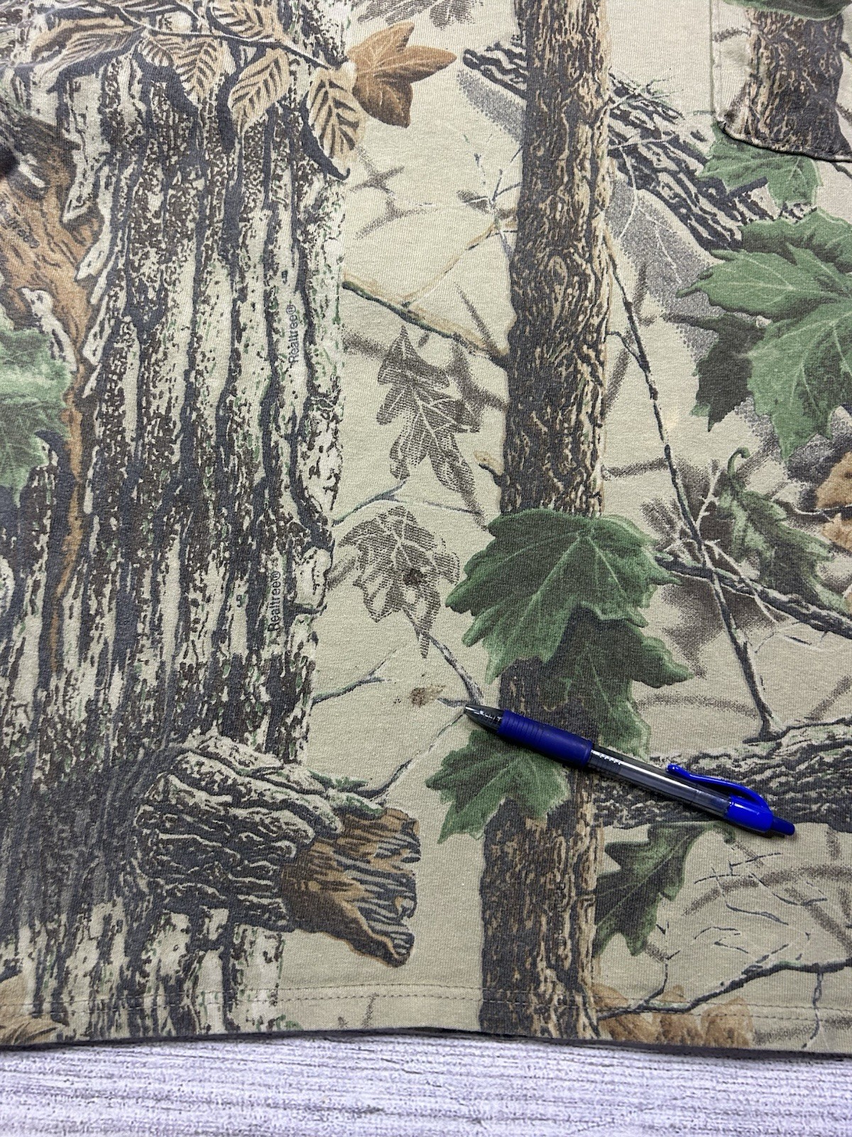 Vintage Jerzees Outdoors Realtree Camo Pocket T Shirt Size Large Camouflage Hunt gallery