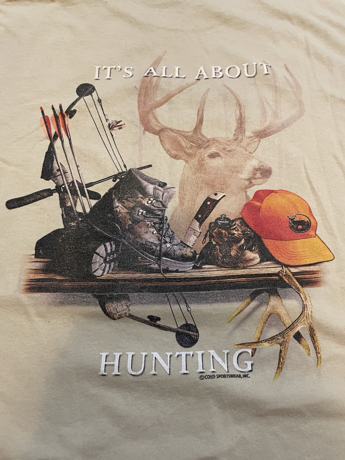 Vintage Y2K All About Hunting Tan Graphic T-Shirt Men's XL Delta Pro Weight gallery