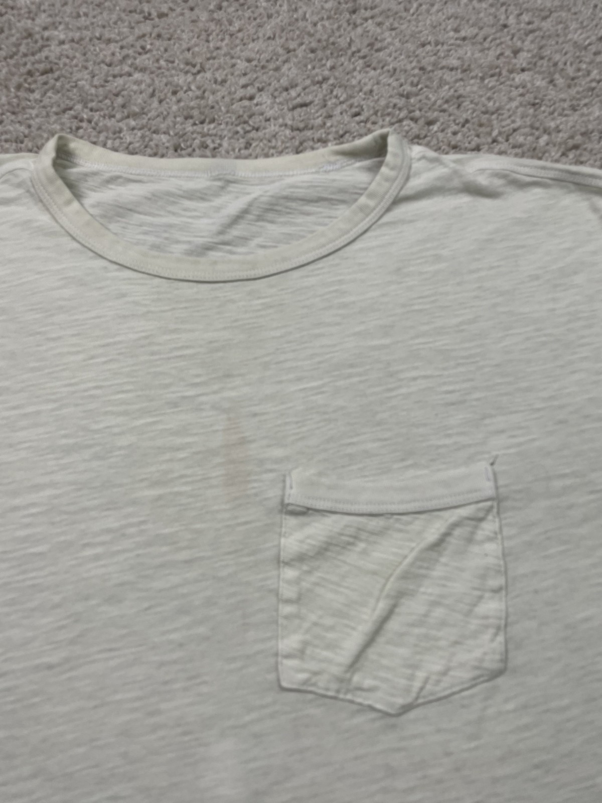 Vuori Shirt Tee Mens Large Beige Long Sleeve Pocket Preppy Casual Light gallery