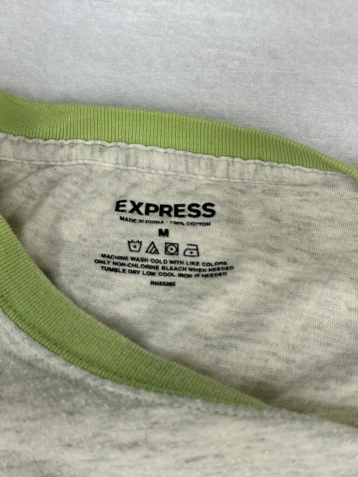 Express Heather Light Green W/Contrasting Trim T-Shirt Mens M SS Crew Neck gallery