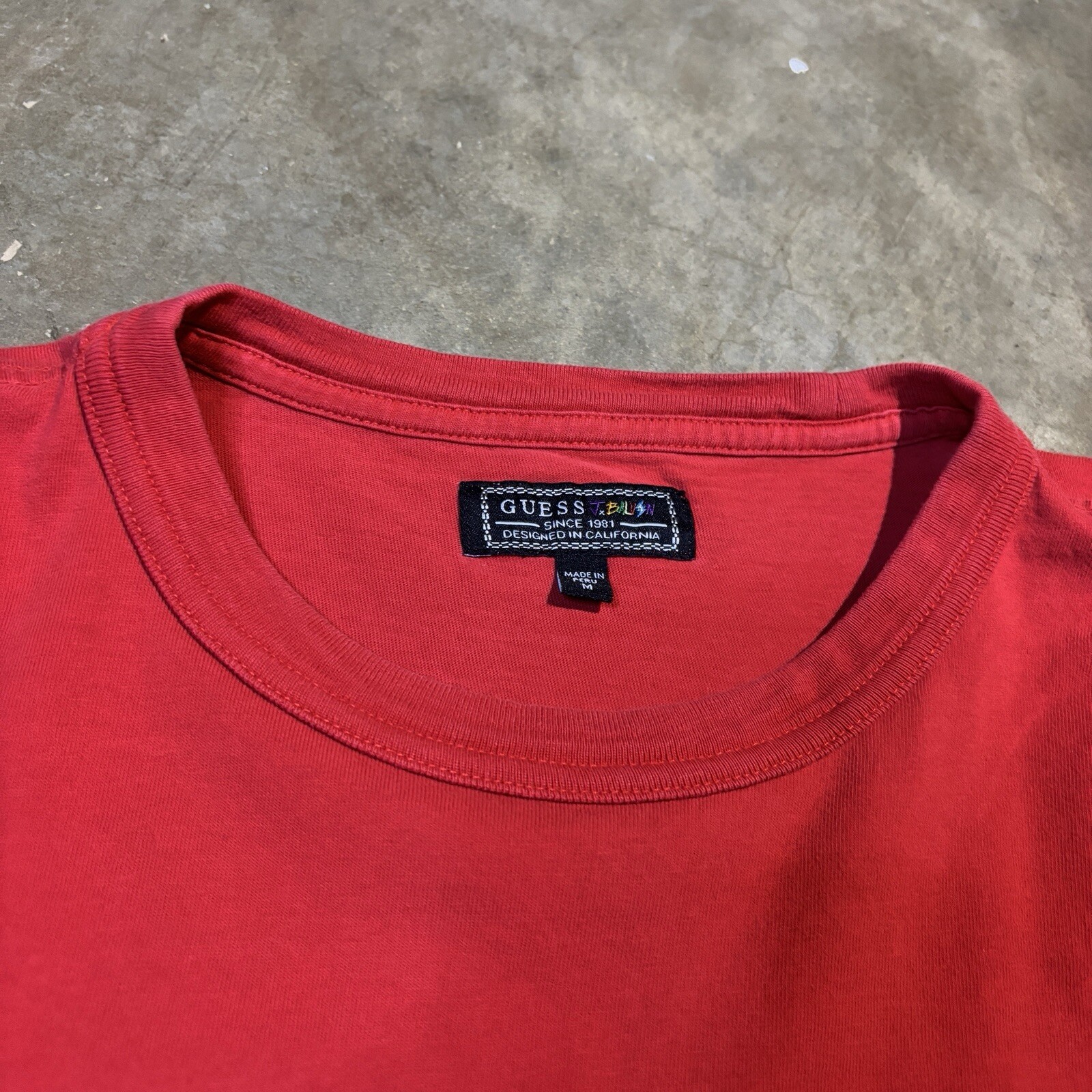 J Balvin X Guess Vibras Graphic T Shirt Men's Medium Red ? gallery