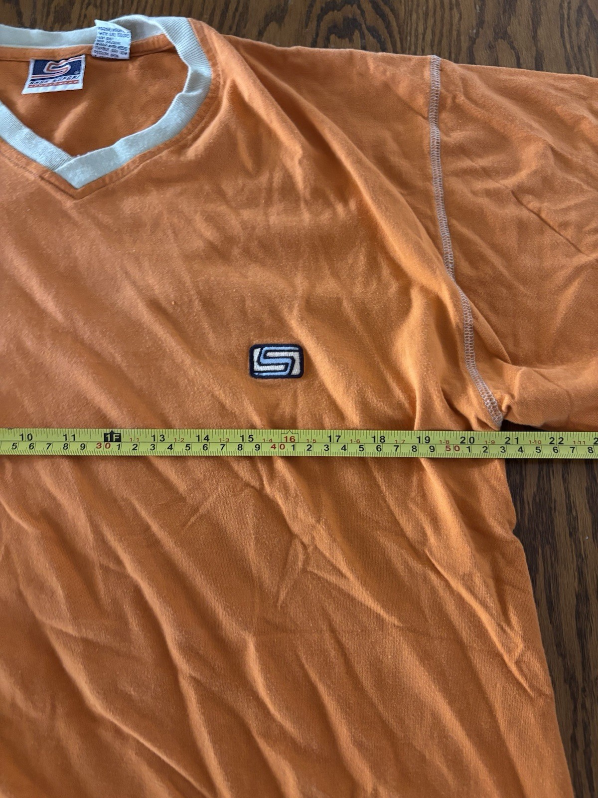Shah Safari Embroidered Men Size M Vintage Orange V-Neck Shirt Grunge Y2K gallery