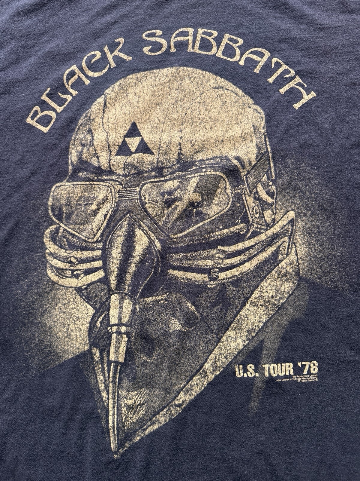 Black Sabbath T-Shirt Mens Medium Black Faded Y2K Henry Pilot Triforce Rock Logo gallery