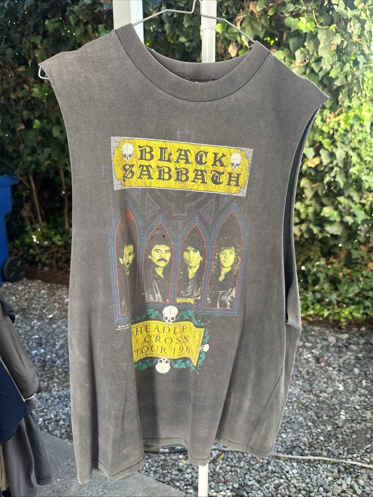 Black Sabbath 1989 Headless Cross Tour T-Shirt Size XL Single Stitch - Fader! gallery
