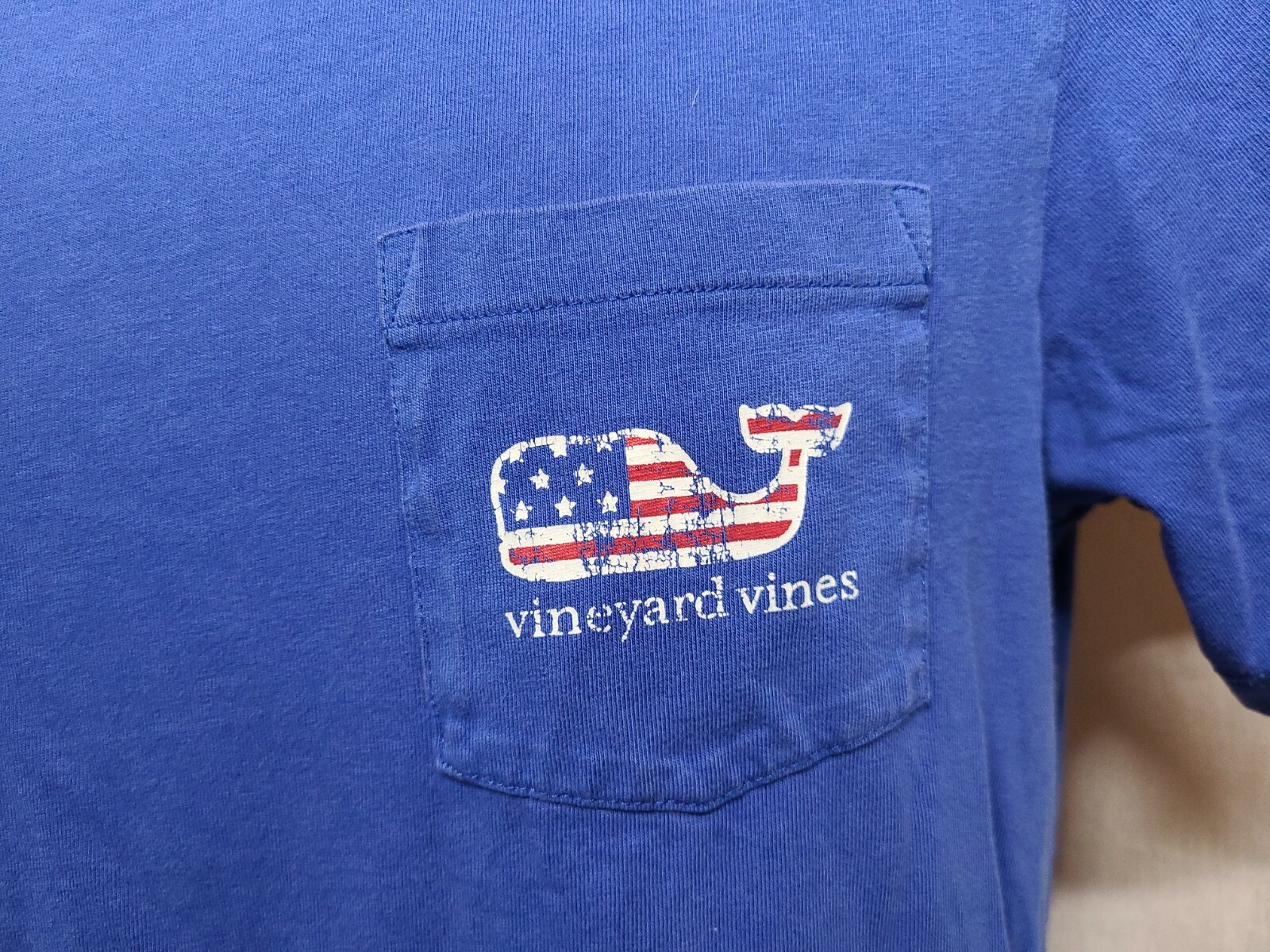 Vineyard Vines American Flag Whale Adult Blue XS TShirt gallery