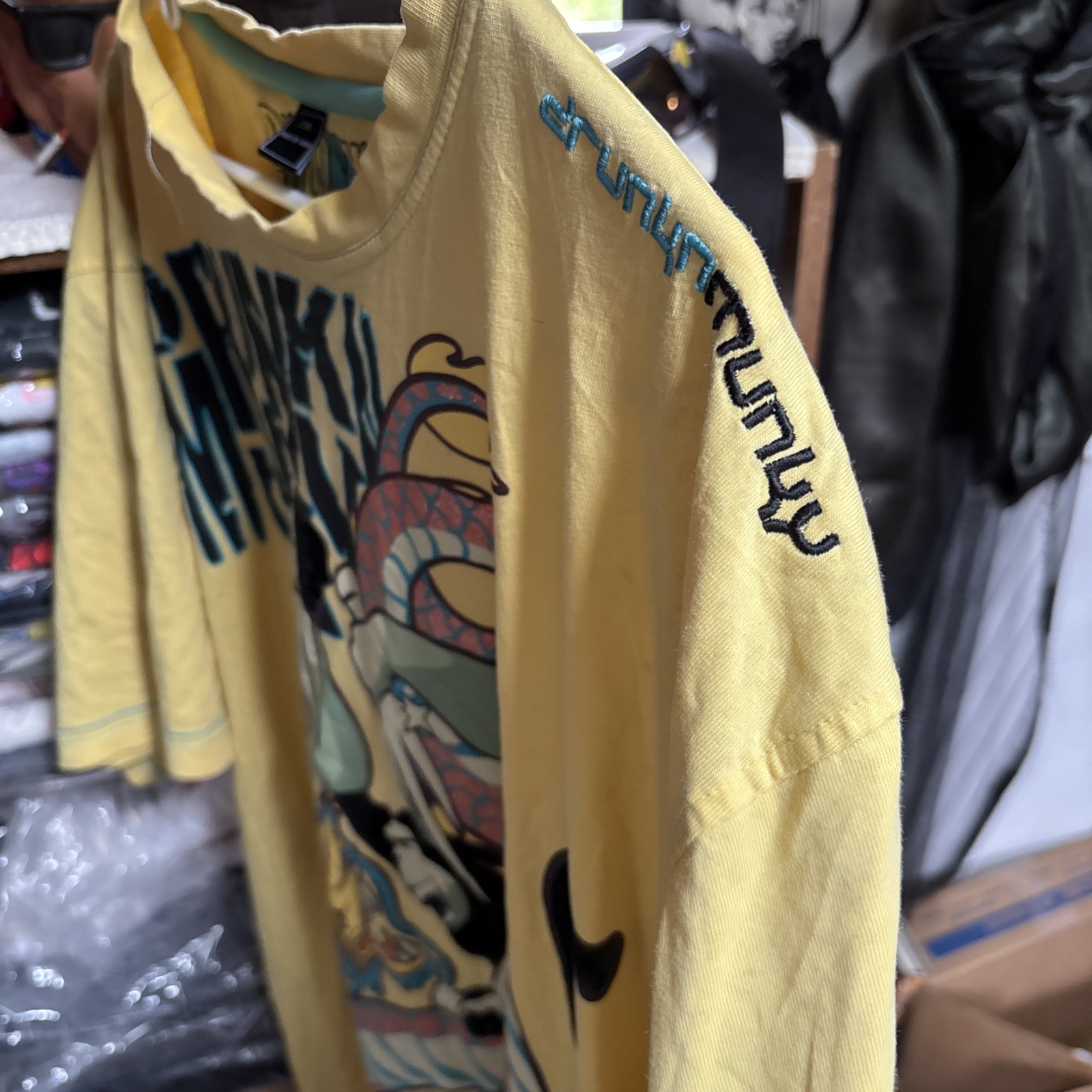 VINTAGE DRUNKNMUNKY MONKEY VS DRAGON T-SHIRT SIZE 2XL gallery