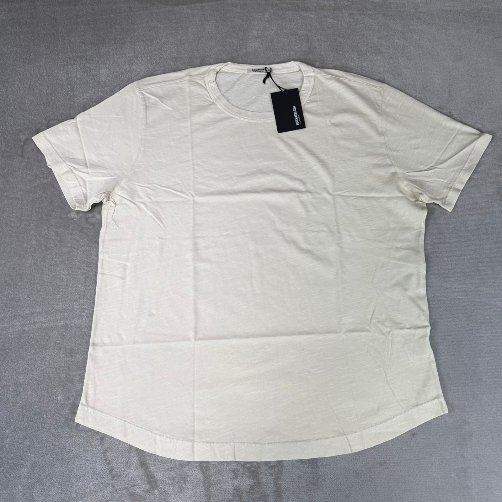 Buck Mason Venice Wash Slub Knit Curved Hem Tee Mens Large White Sand USA NWT gallery