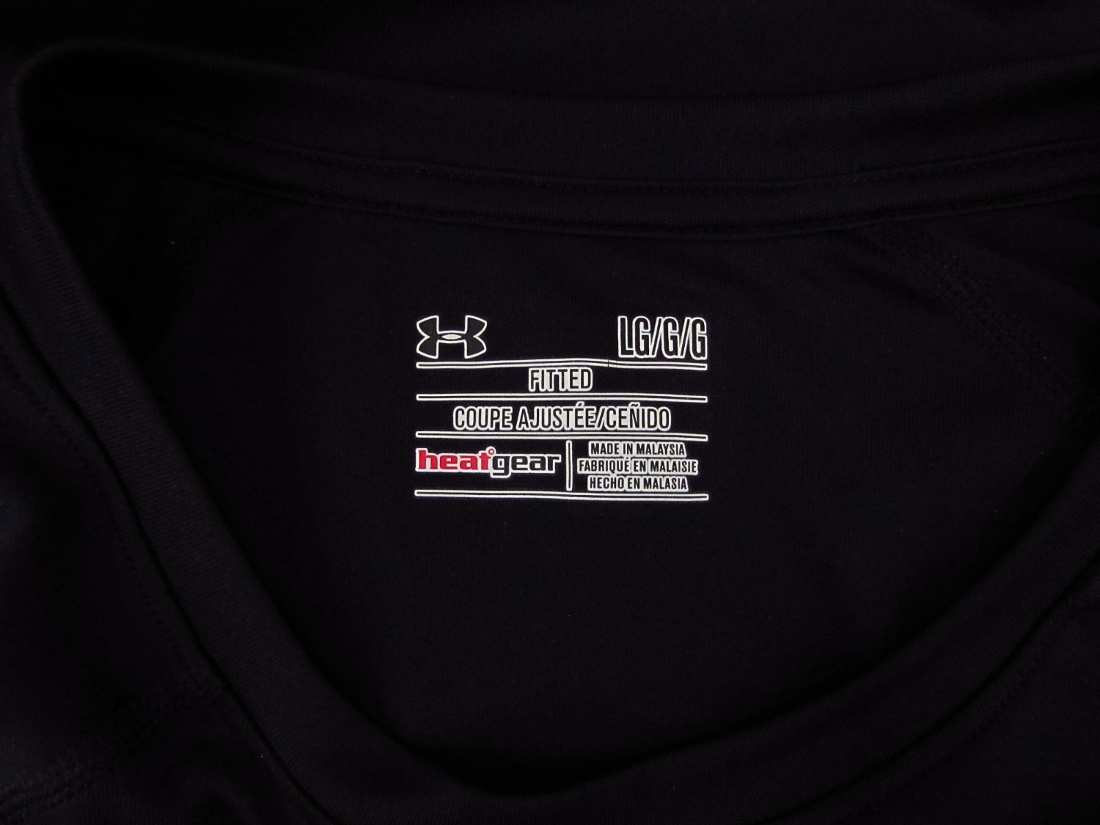 Under Armour Shirt Men's Large Black Heat Gear Fitted Logo Spell Out L/S T-Shirt gallery