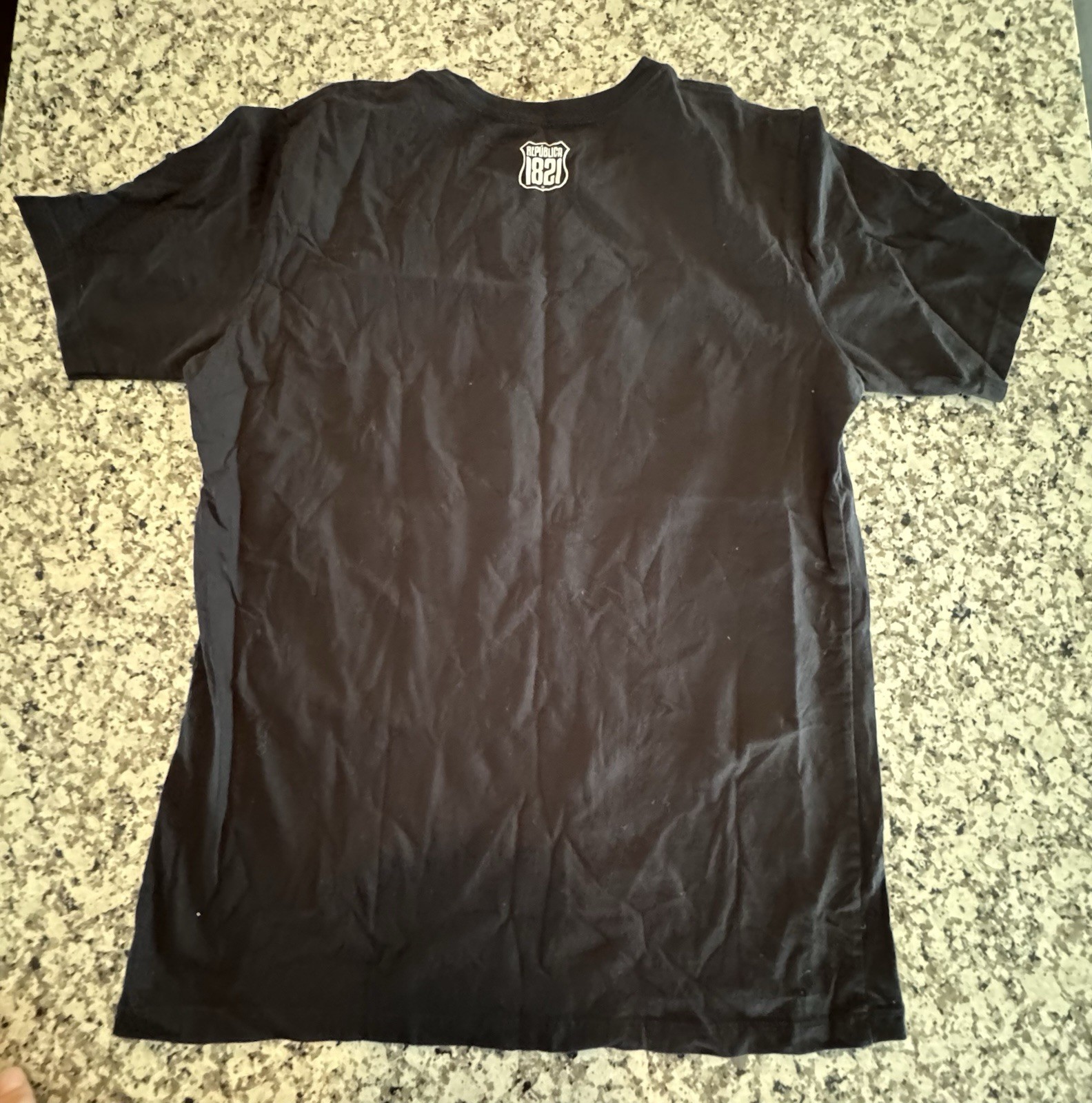 Breaking Peru Shirt Mens Black Llama Alpaca Funny Parody Republica 1821 TV XL gallery