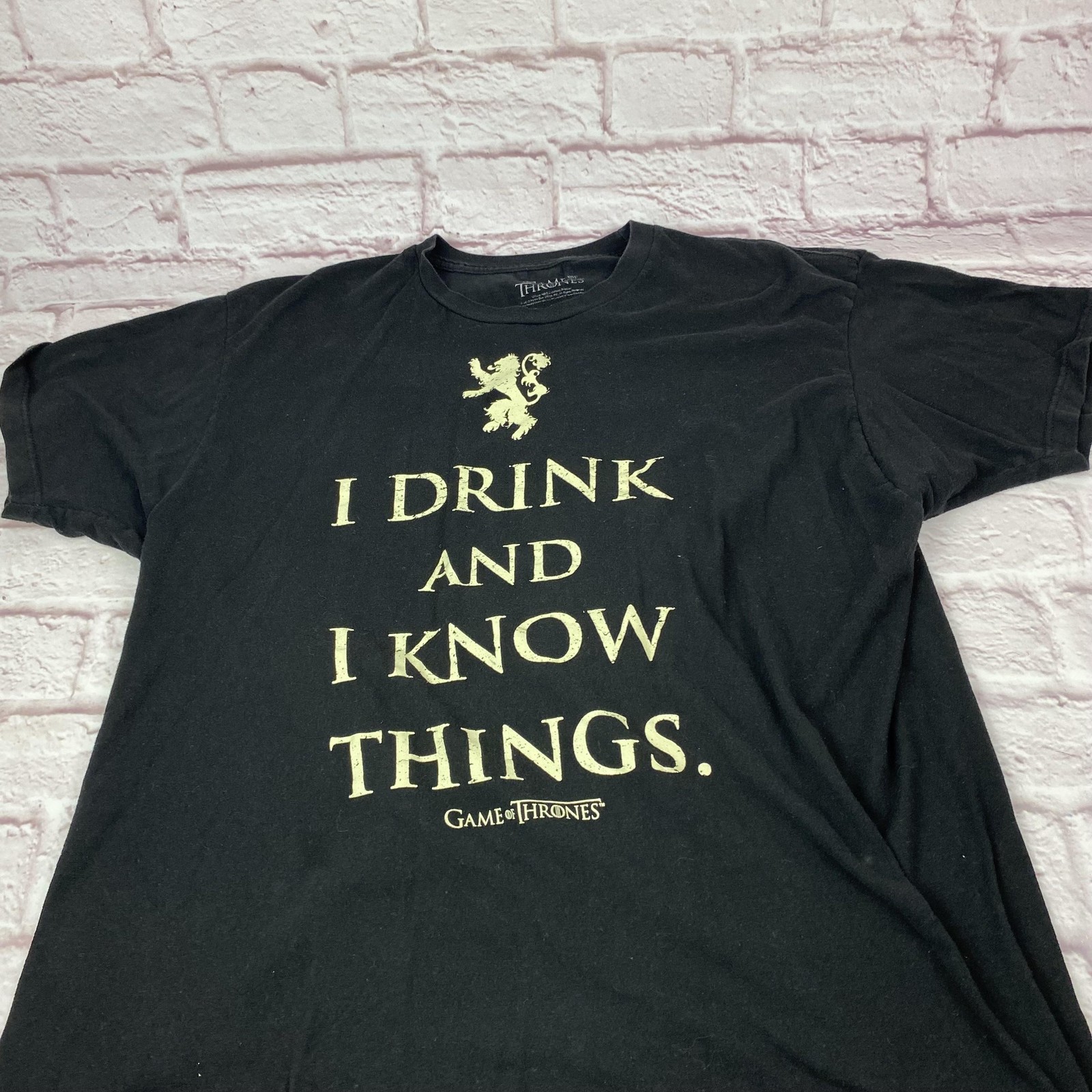Game of Thrones Shirt Mens XL Black I Drink And I Know Things Graphic Tee Quote gallery