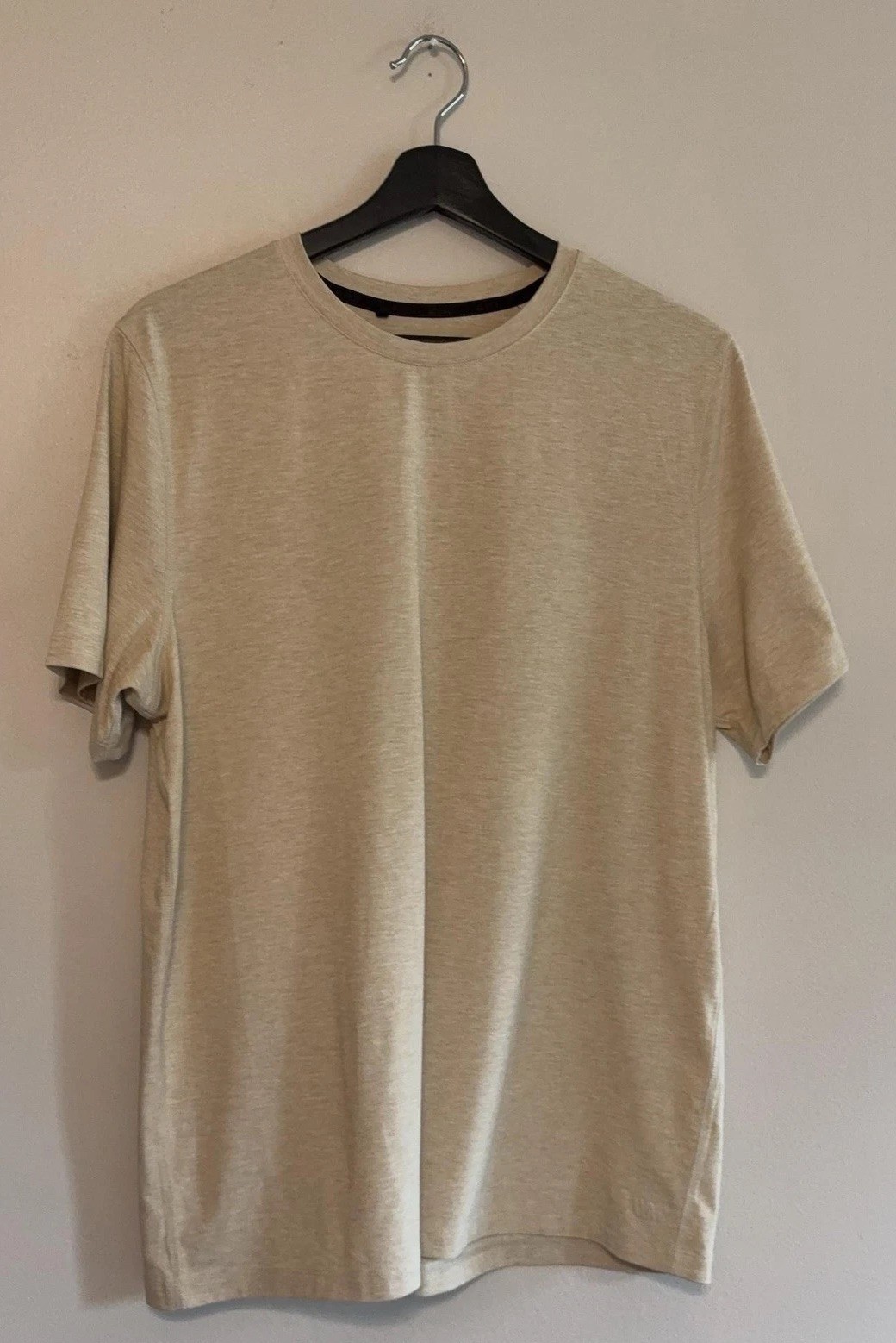 VRST Mens Medium Beige Stretch Tagless Solid Crew Neck Short Sleeve T-Shirt gallery