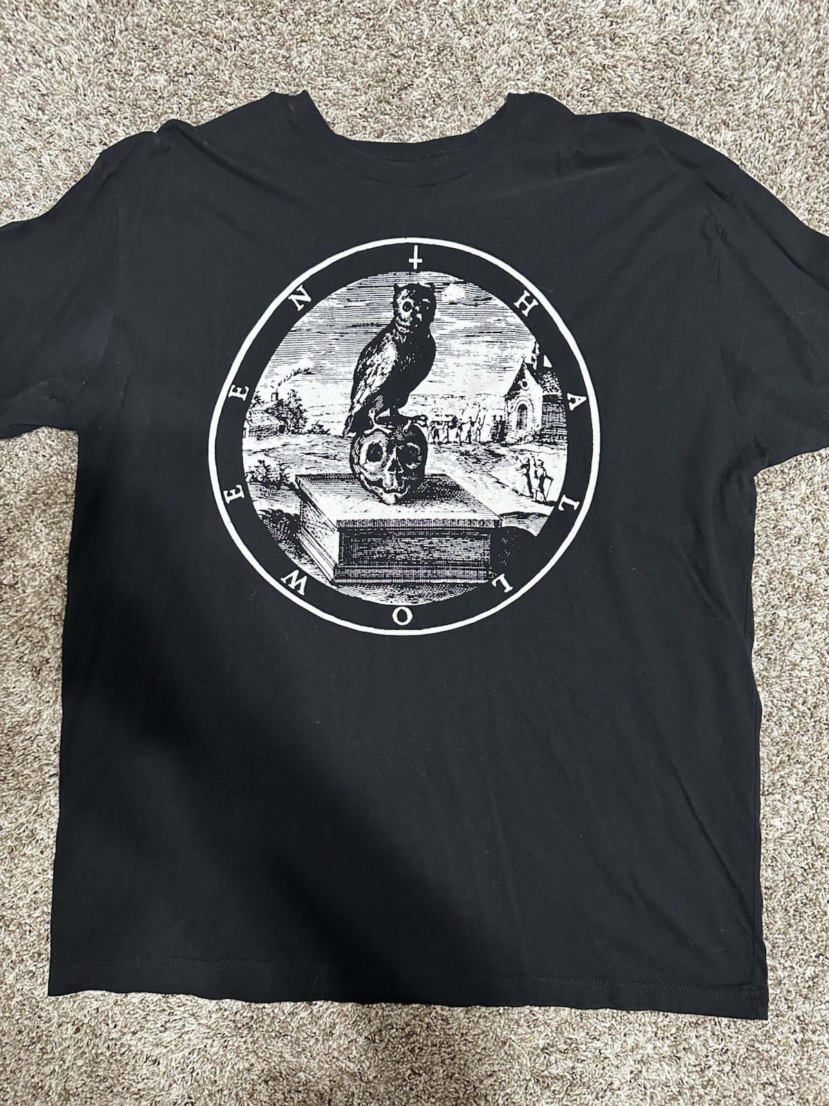 Blackcraft Cult Graphic Tee T-Shirt Large: Halloween Design Skull Church Owl