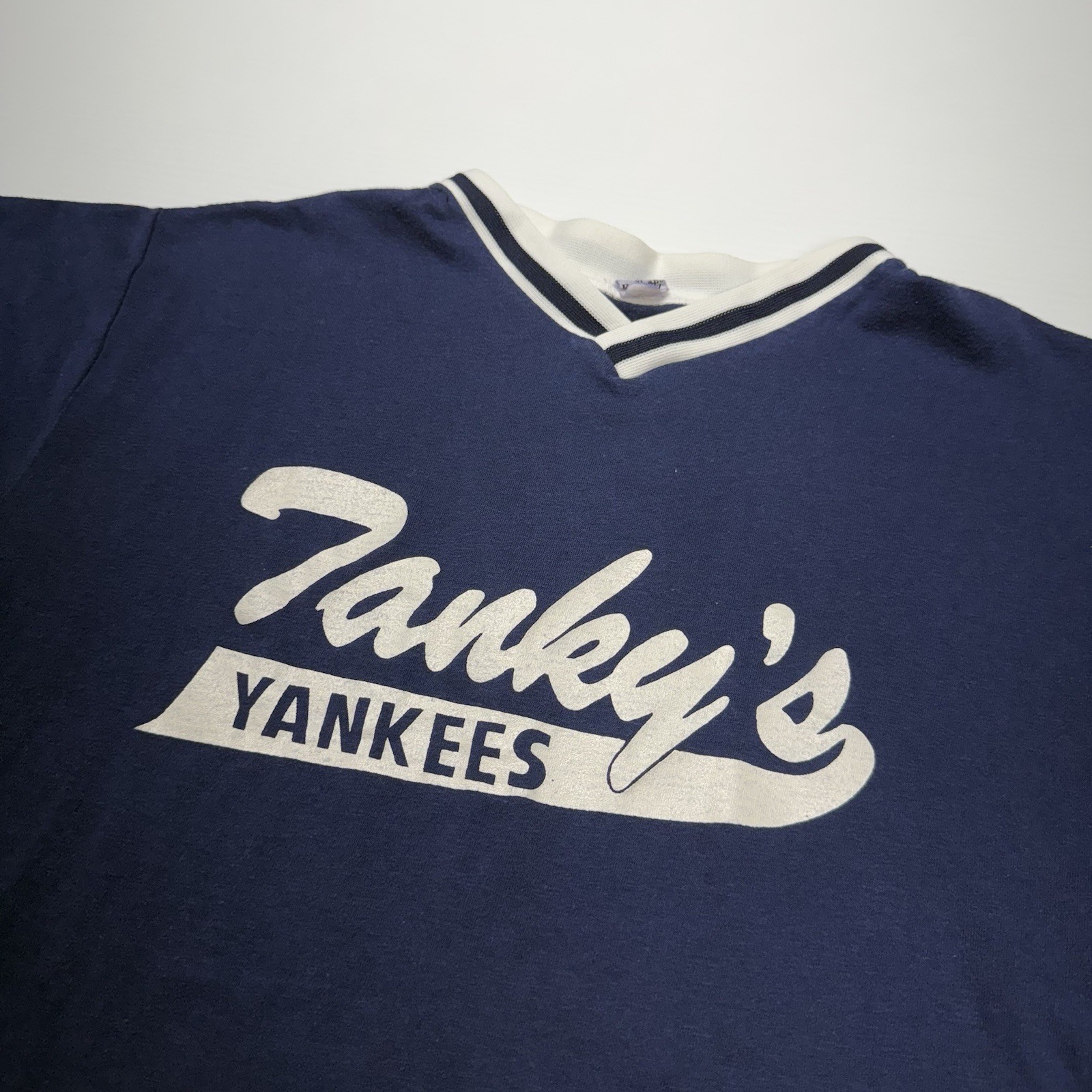 Vtg Tankys Yankees Spellout Logo Athletic V-Neck Mens Shirt L Blue Baseball gallery