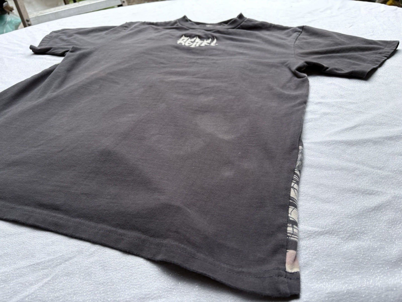 Rebel Vengeance Men's LARGE Embroidered Text Japanese Skull Warrior Motif gallery