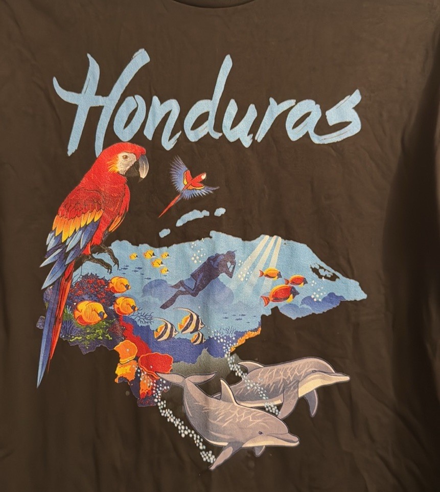 Honduras Black Long Sleeve Tshirt 19” P2P 29” Length Men’s Medium gallery