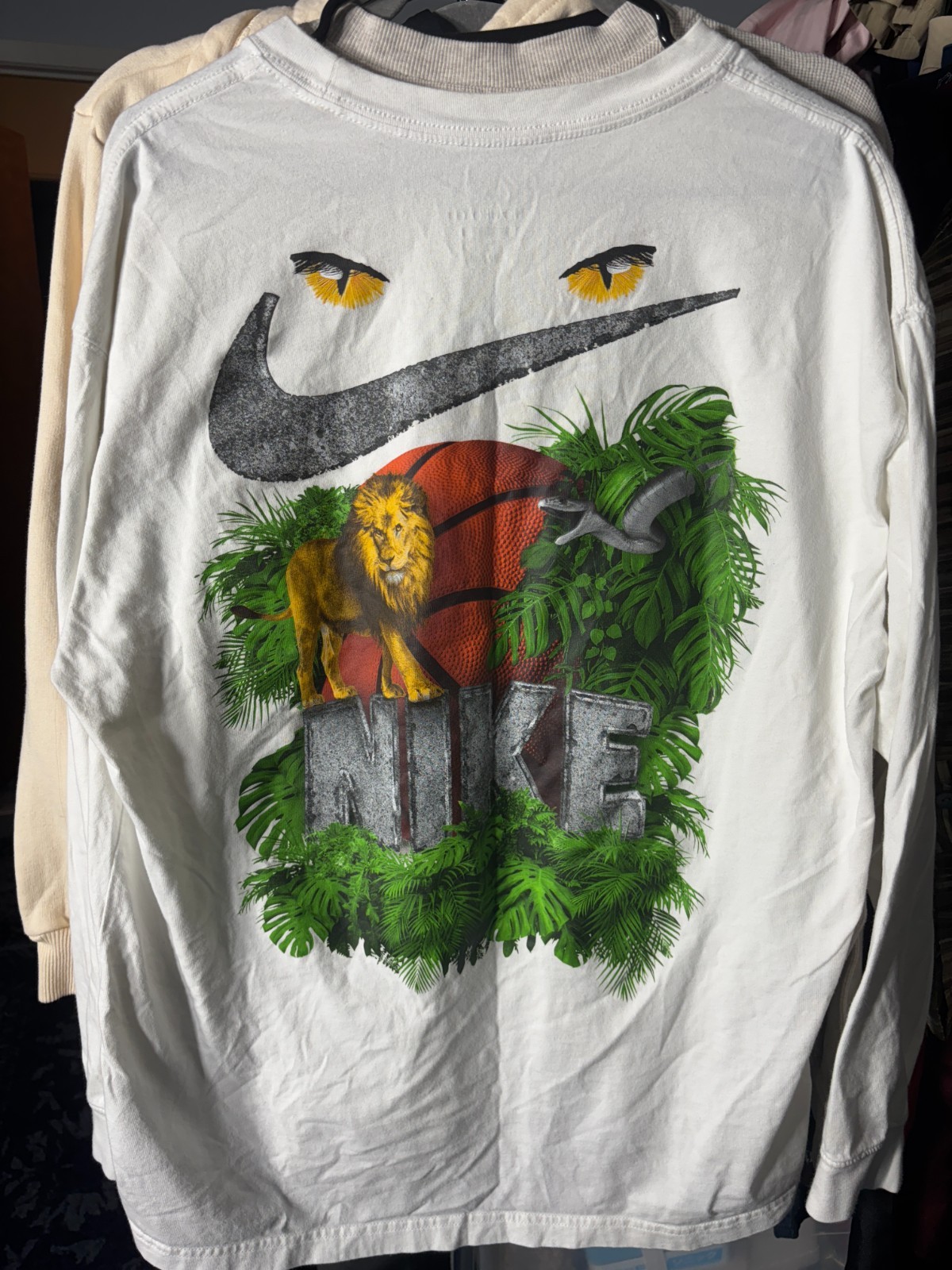 Nike Tee Adult Jungle Safari Loose Fit Long-Sleeve Tee T-Shirt SZ Large gallery