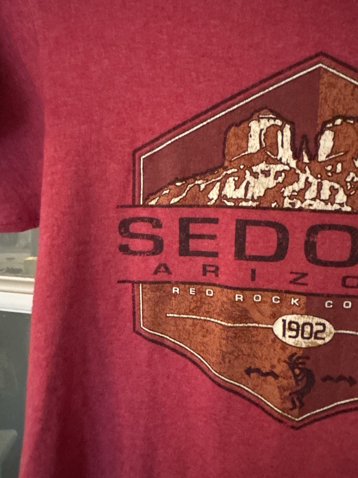 Sedona Arizona T—Shirt size small. Short sleeve. 50/50 cotton/poly. EUC. gallery