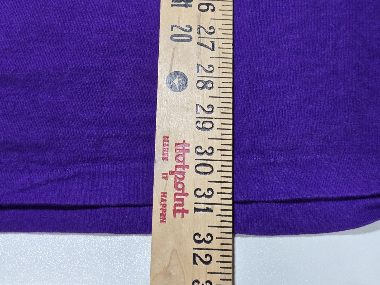 Vintage Salem Sportswear Toronto Raptors T-Shirt Size XXL Purple Logo 90s USA gallery