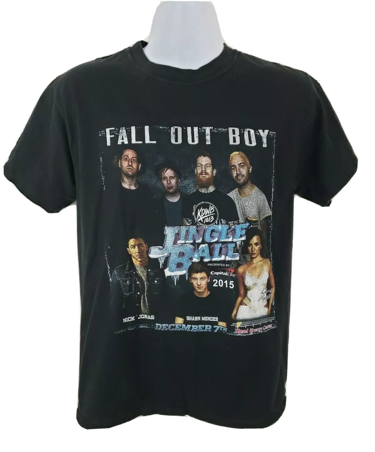 Fall Out Boy Jingle Ball 2015 Tour Shirt Medium Double Sided Concert Band Tee