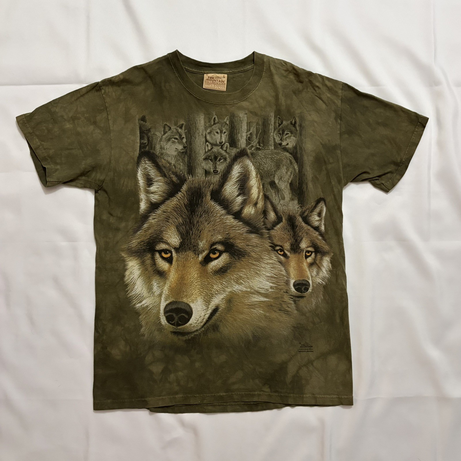 Vintage The Mountain T Shirt Wolf Pack Graphic Tie Dye Thrashed Wolves Nature