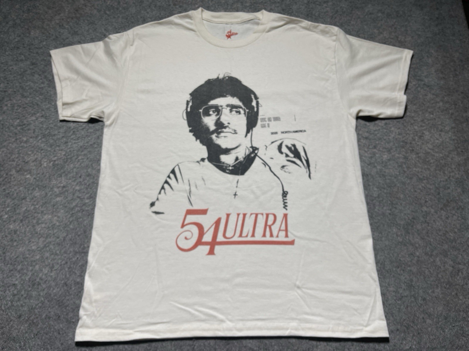 NEW 54 Ultra is for Lovers Concert 2026 Live on Tour Leg 2 North America Shirt L