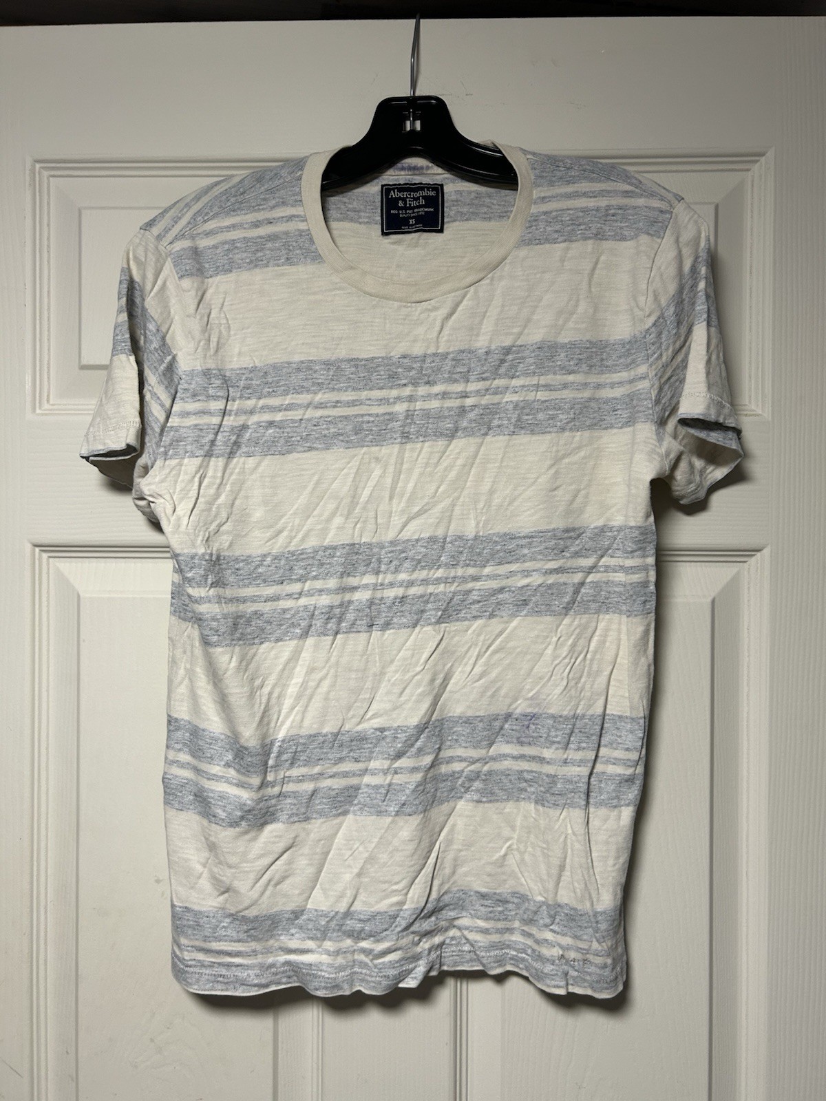 Abercrombie And Fitch Sand And Light Blue Heather Vertical Striped XS Men’s Tee gallery