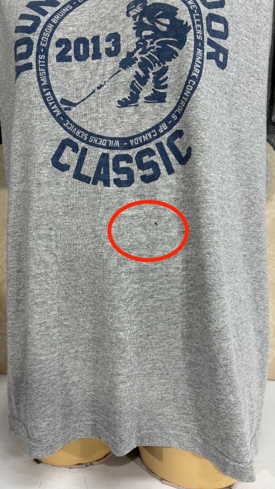 Young's Outdoor Hockey Classic Canada Mens League 2013 XL T-Shirt AS IS gallery