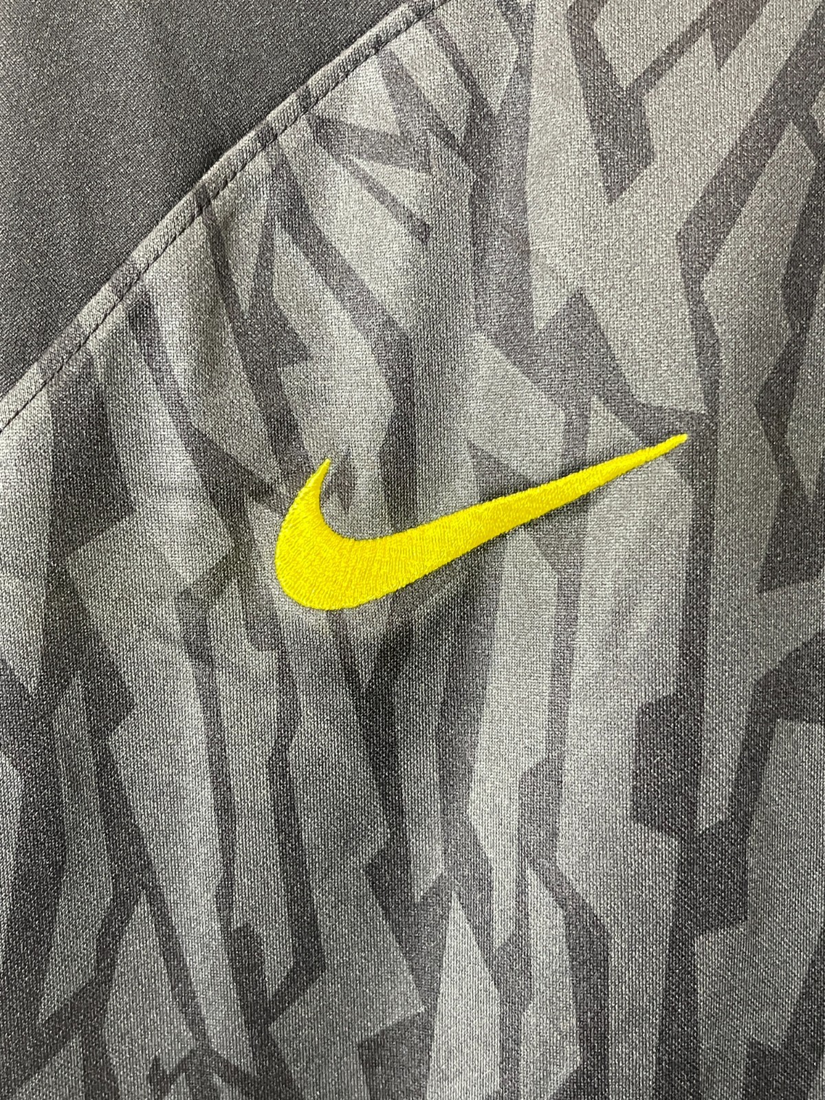 2022-2023 Malaysia Away Nike Tee Shirt Men's XL Black Dri Fit DN0714-010 gallery