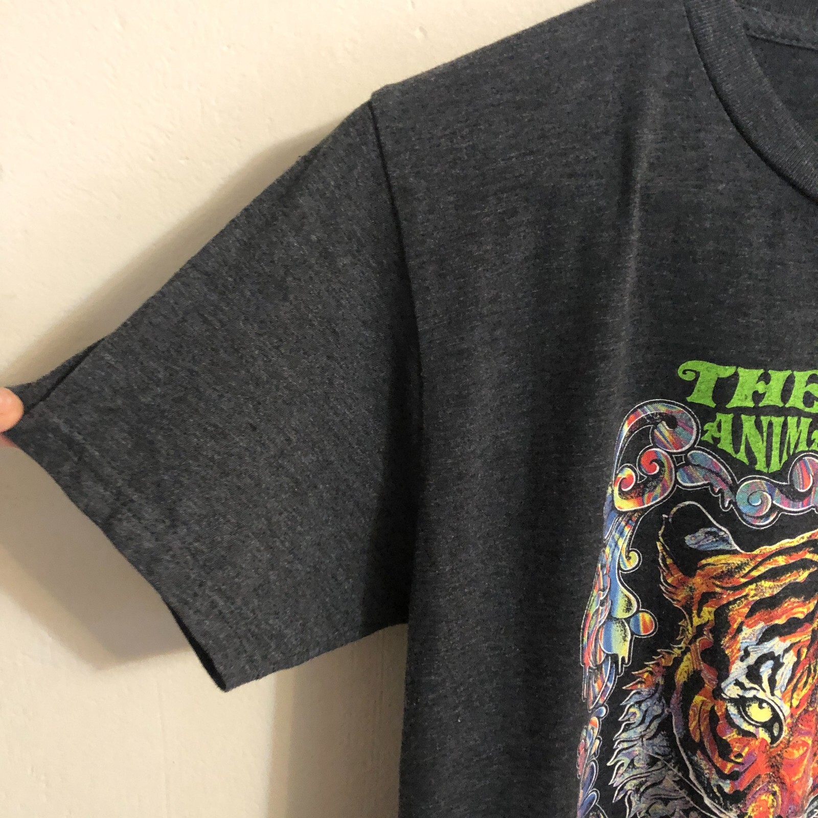 Wild Animal Park Psychedelic 2010 T-Shirt Sz S Gray Tiger Graphic Short Slv gallery