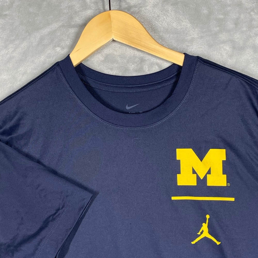 Nike Jordan Michigan Wolverines Dri-FIT T-Shirt Mens M Navy Blue Jumpman NWOT