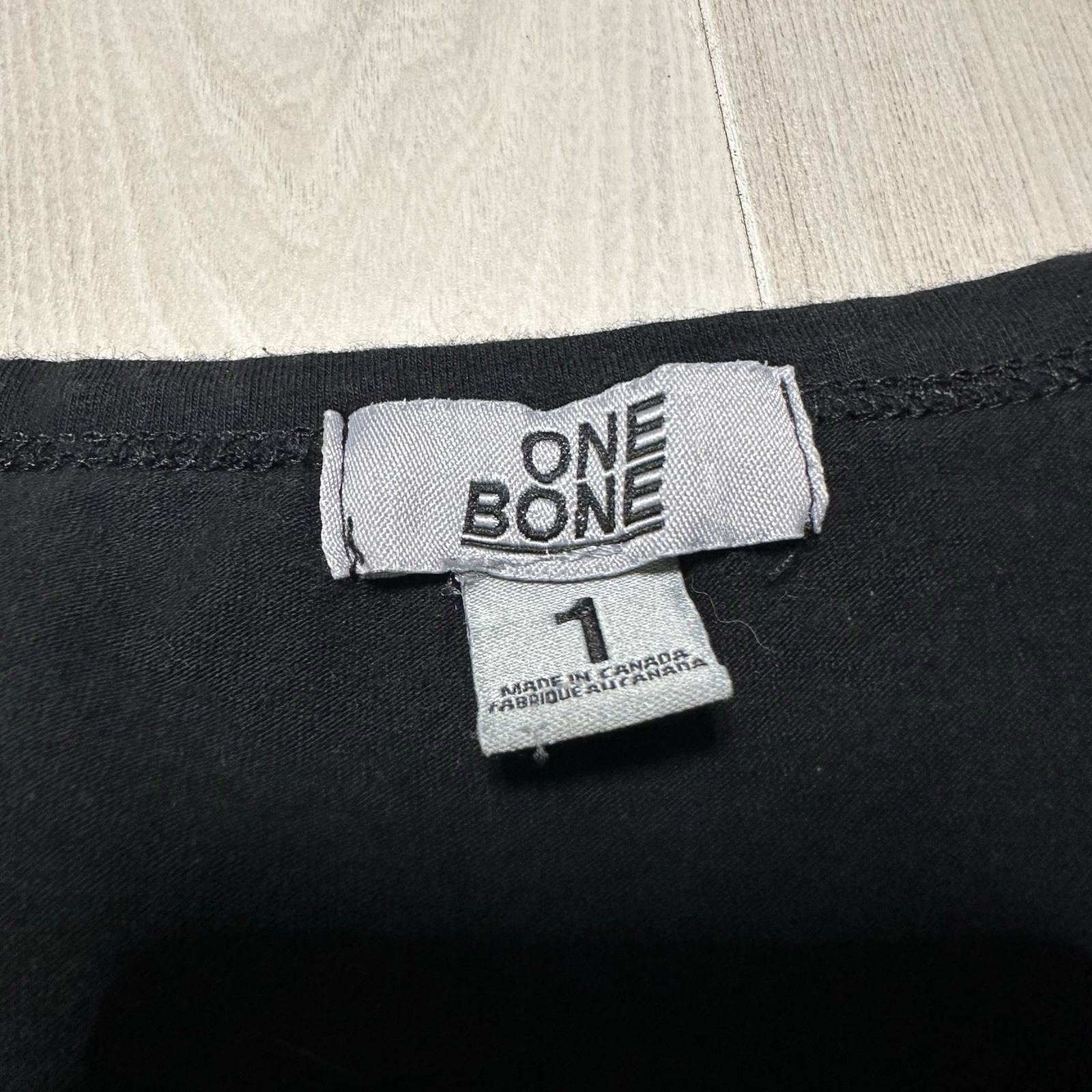 One Bone Men's T-shirt Size 1 XL Black Short Sleeve Classic Casual V Neck gallery