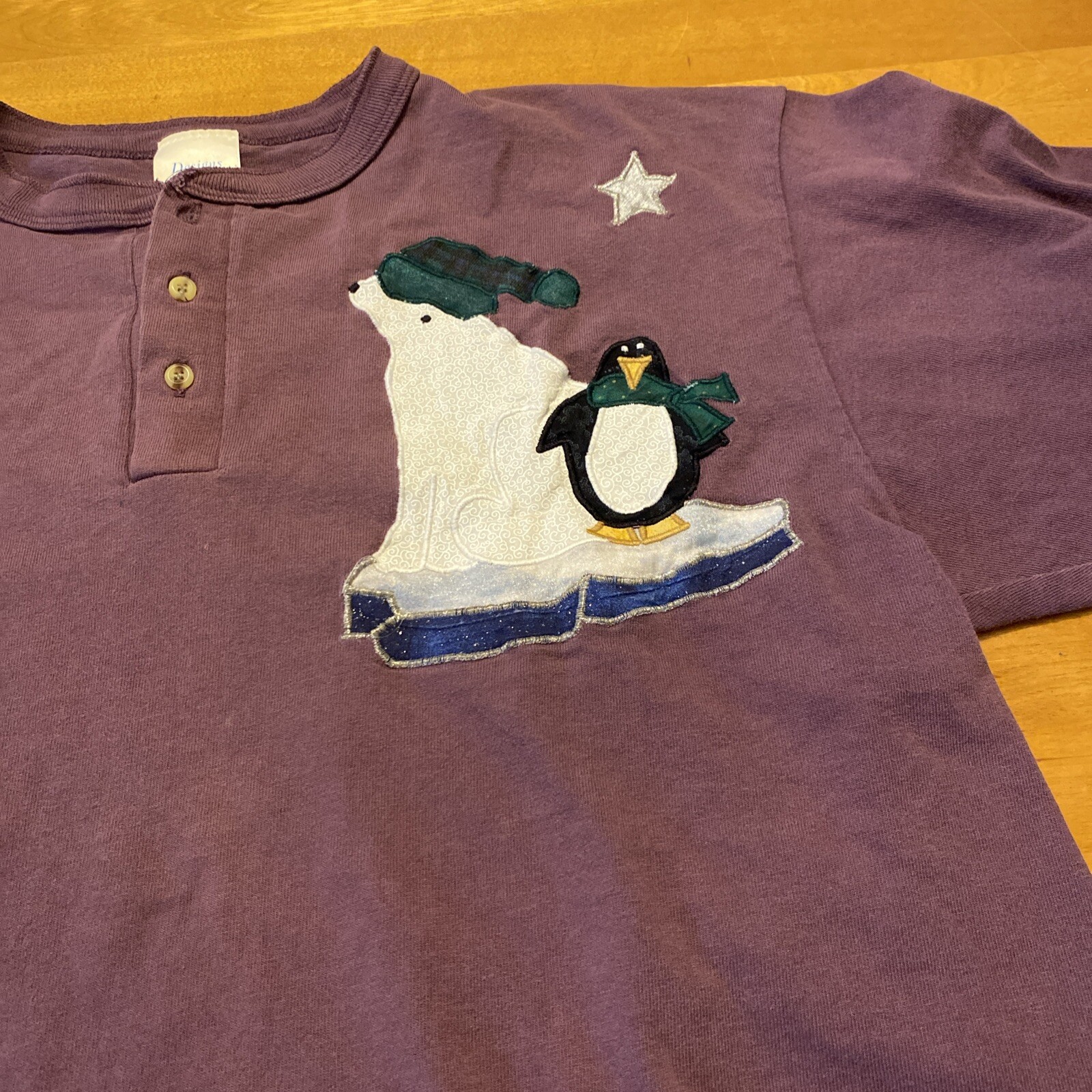 Vintage Men’s Henley Size XL Winter Scene Design Polar Bear Penguin See Pics gallery