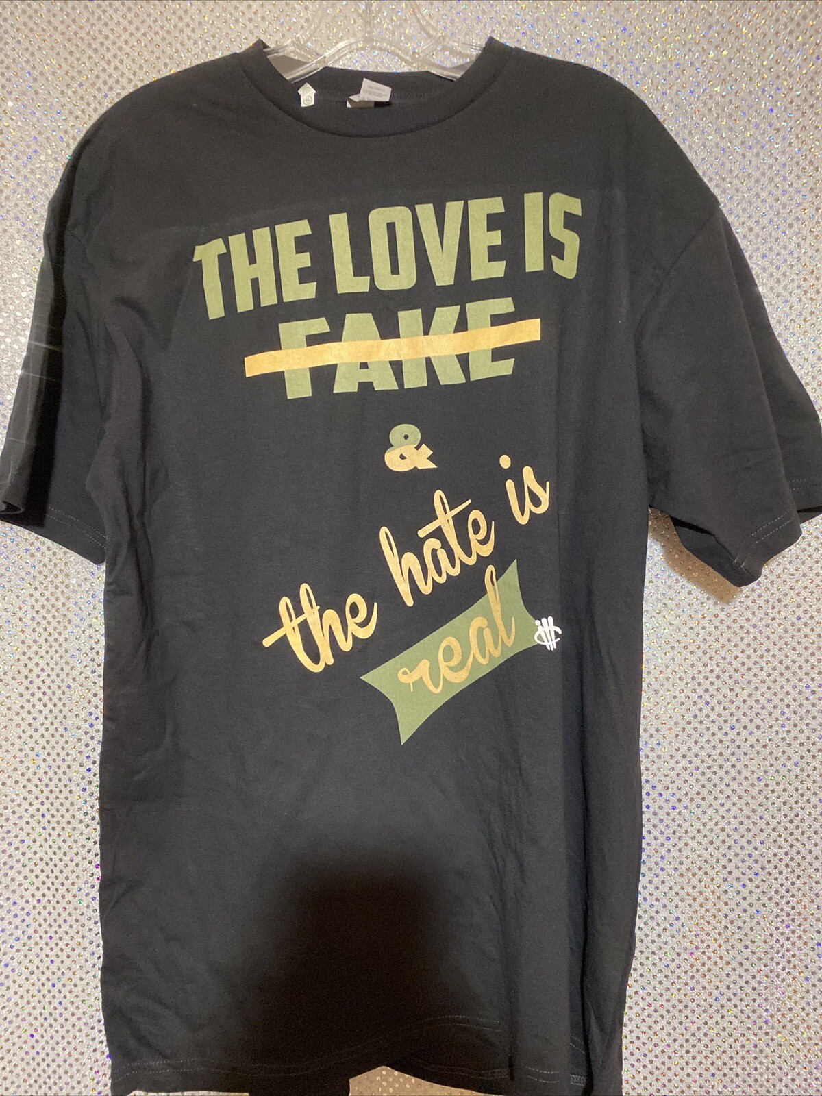 Men’s New 5 pack Unisex Leisure TShirts,  Size L