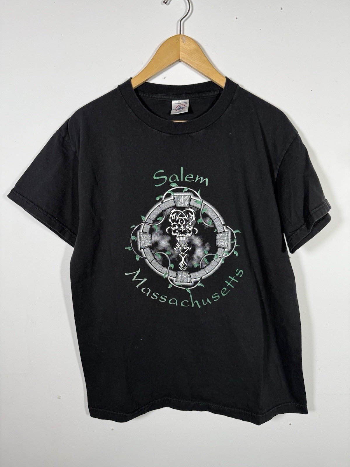 vintage Salem witch t shirt late 90s vtg Massachusetts grimoire spell book Tee