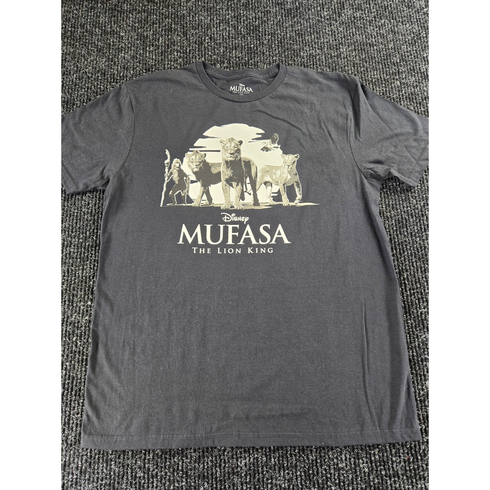 Disney Mufasa The Lion King Mens Large Black Graphic T-Shirt 100% Cotton gallery