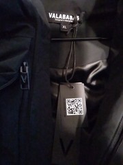 MENS VALABASAS “SAY ANYTHING DUCK DOWN VEST” XL. NWT BLACK