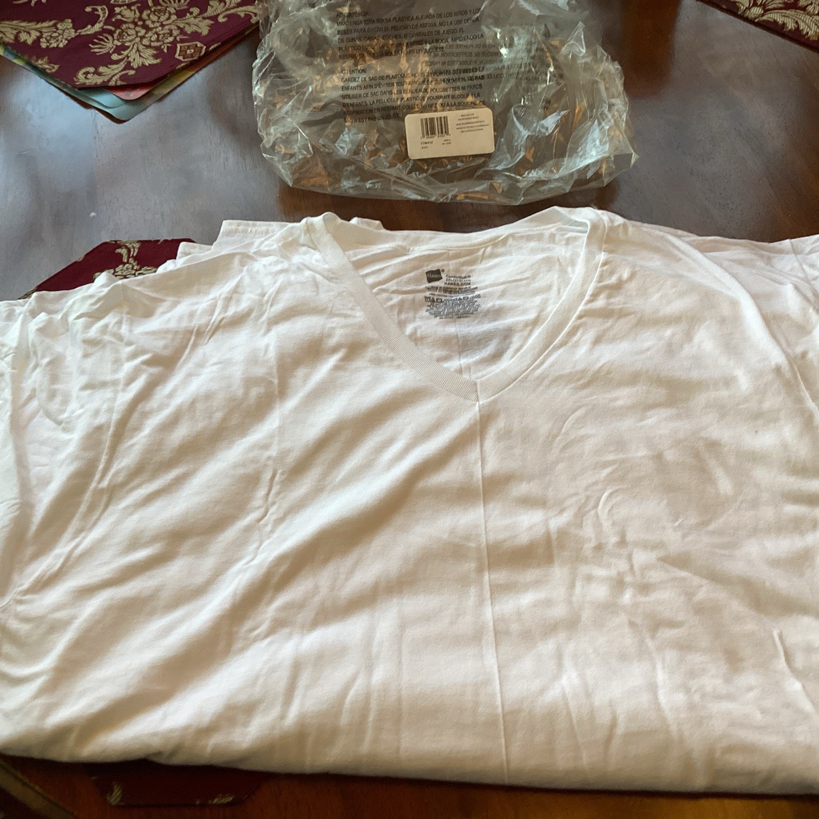 6 Hanes Men’s Short Sleeve V-Neck Cotton Tagless T-Shirts, 2XL, Comfort Soft