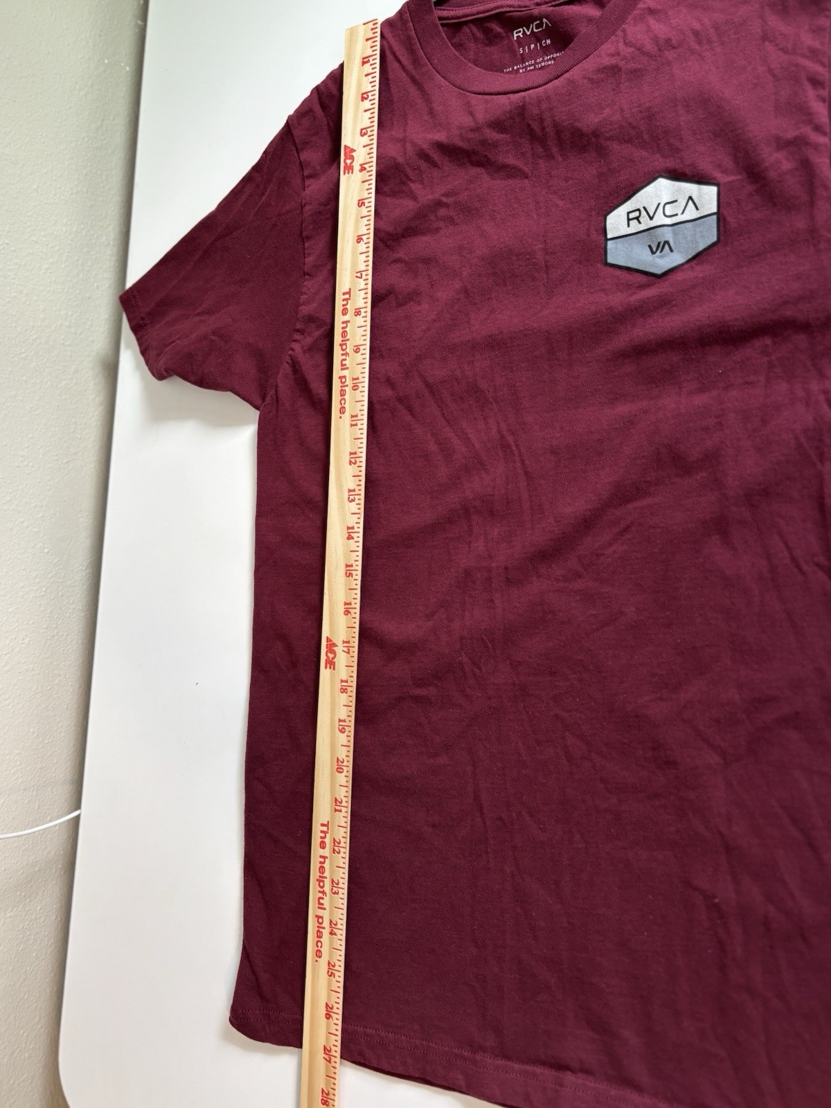 RVCA Logo Short Sleeve Crewneck Cotton T-shirt Burgundy Men’s Small Casual Shirt gallery
