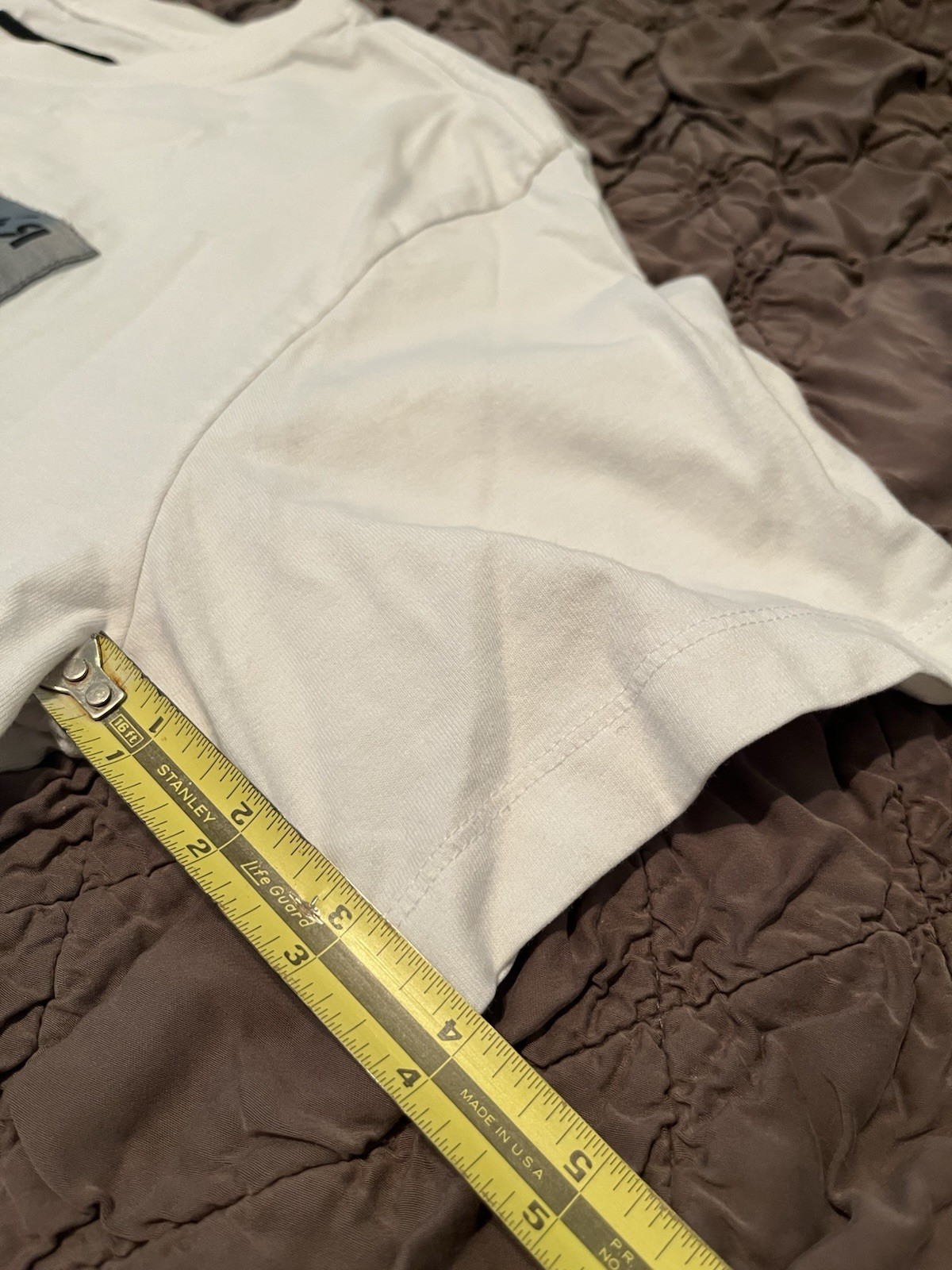Nike Air Jordan Stylish White T-Shirt In Size Small With Nike Jordan Patches gallery