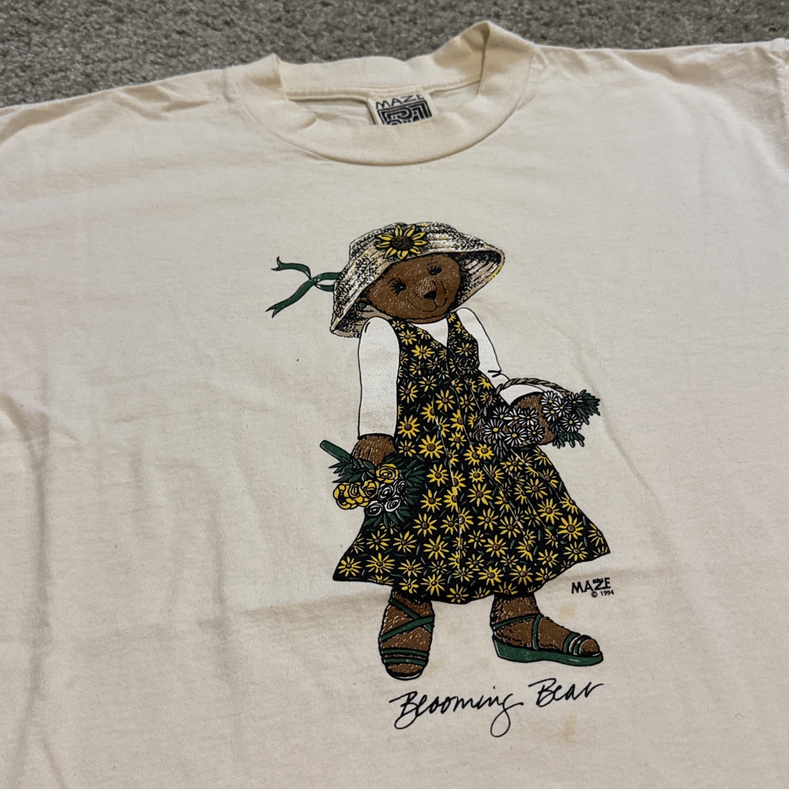 Vintage 1994 Blooming Bear Flower Animal Nature White T-Shirt Maze Brand XL